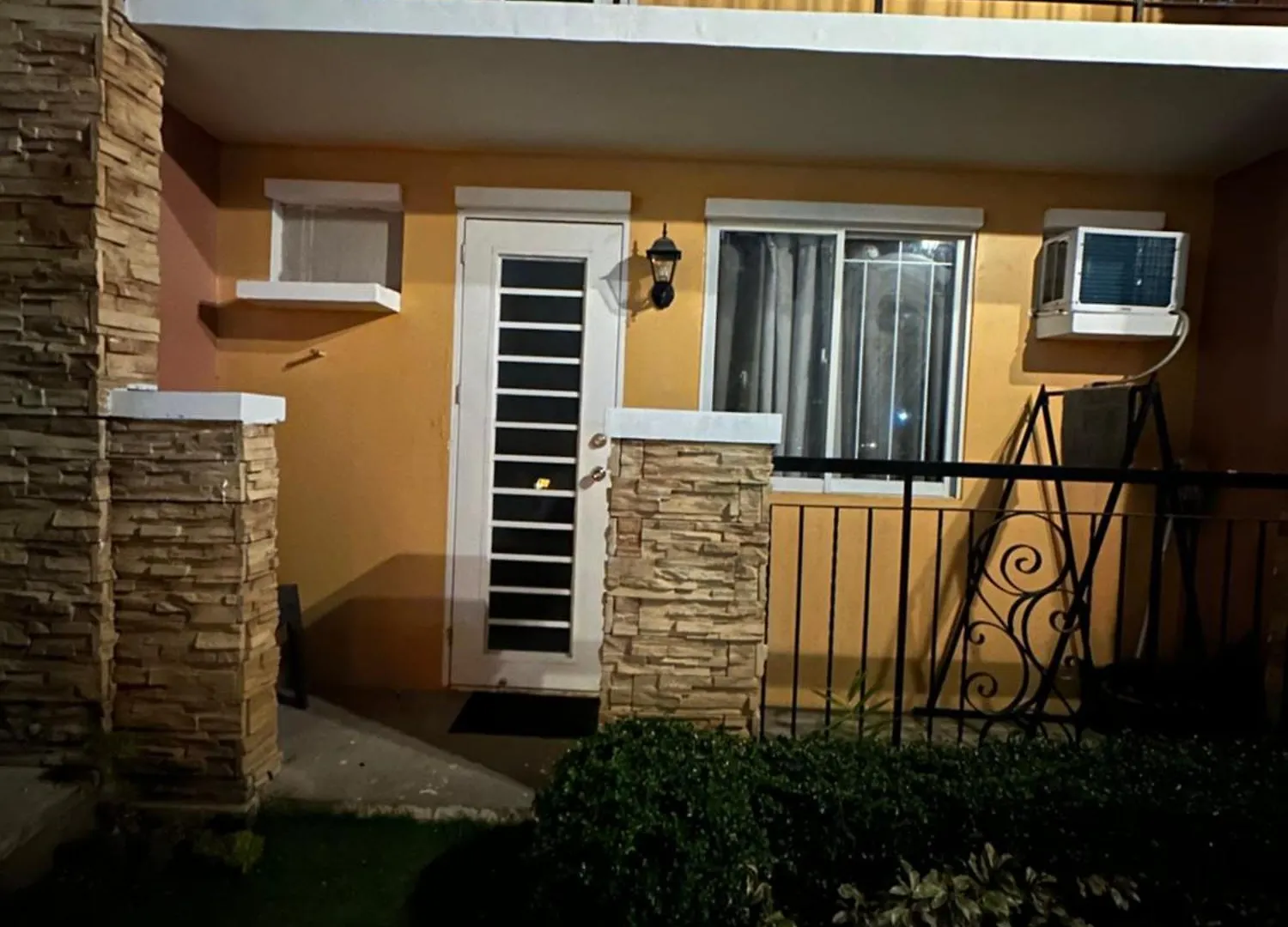Arezzo Davao Gzj Condotelle 300Mbps Wifi アパート